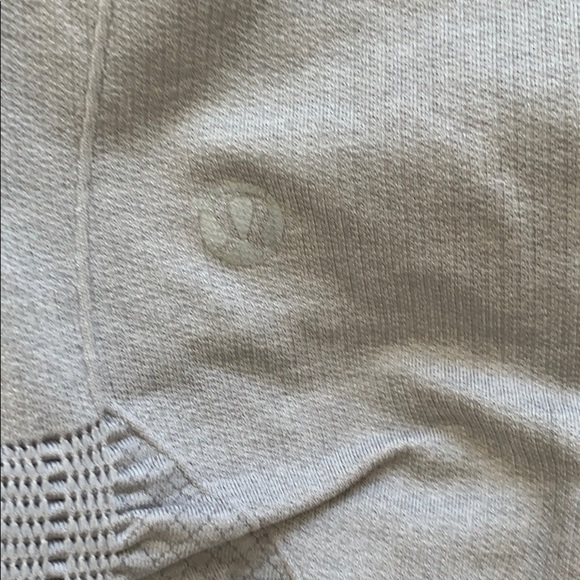 Lululemon capris - Picture 3 of 3